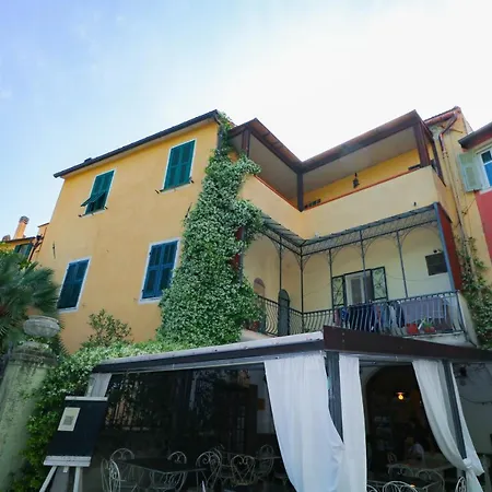 H11 - Castellaro Mare E Cielo - Golf - Spiagge - Montagne Appartement *