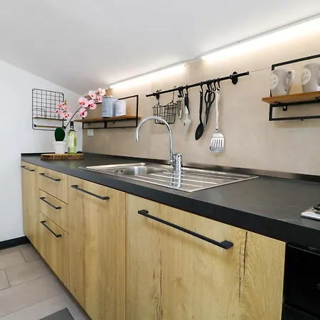 H11 - Castellaro Mare E Cielo - Golf - Spiagge - Montagne Apartment *
